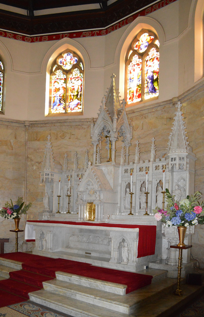 HighAltar1