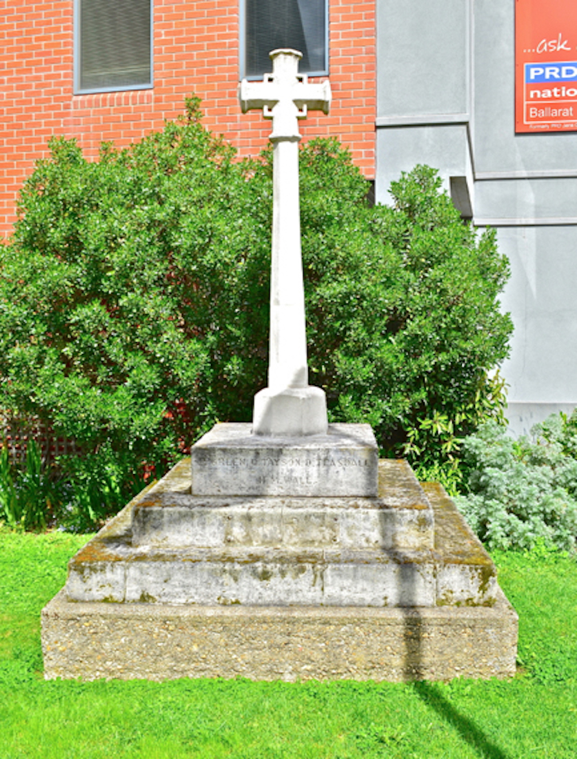 MemorialCross