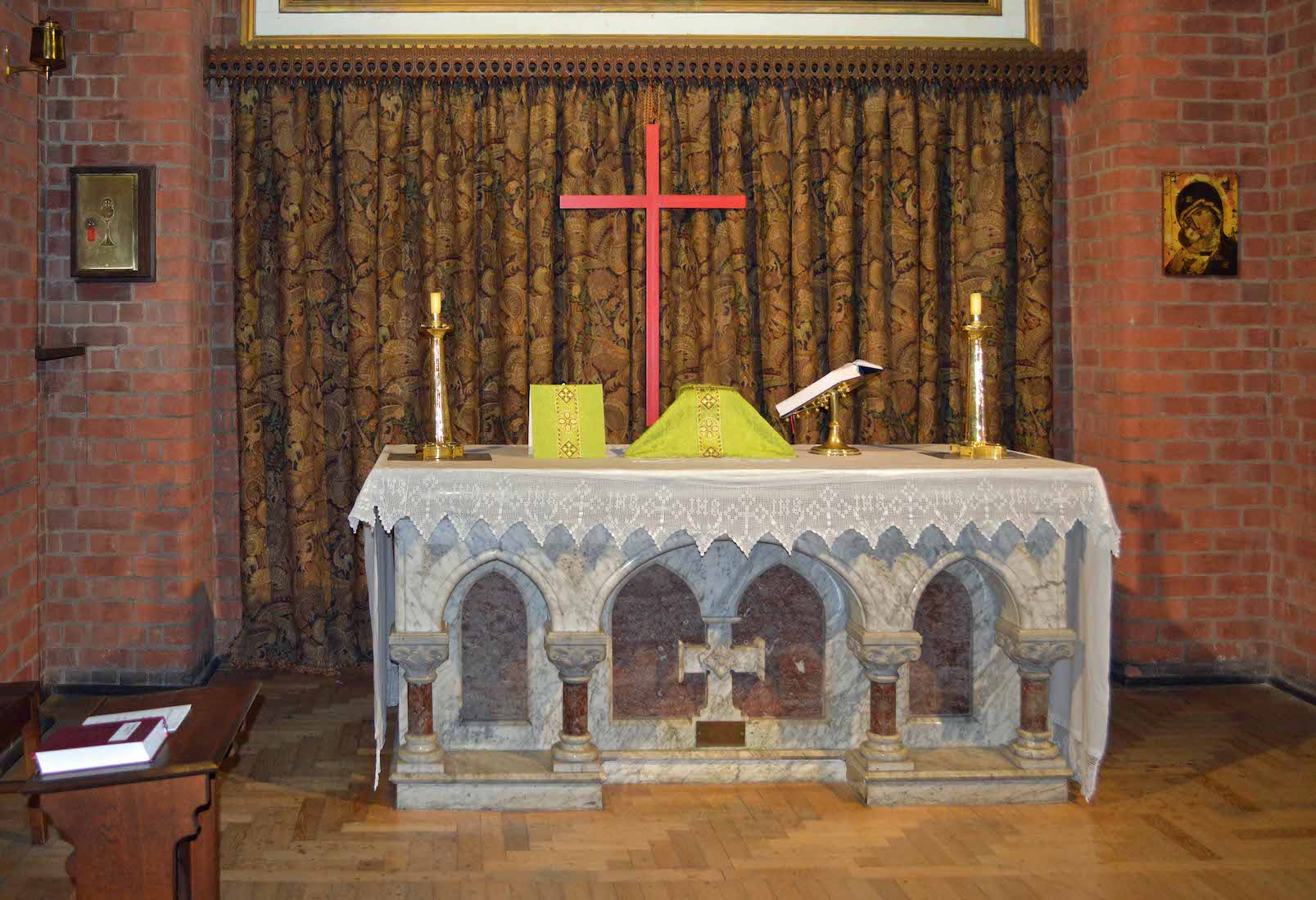 ChapelAltar