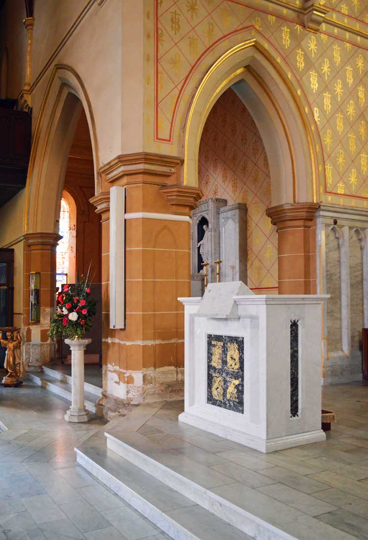 NSanctuaryPulpit