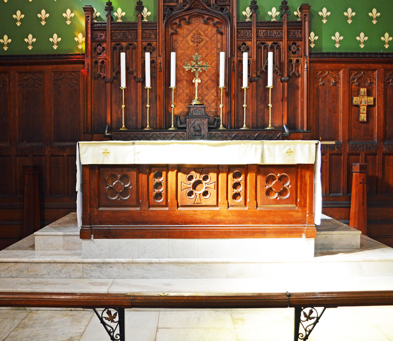 Altar