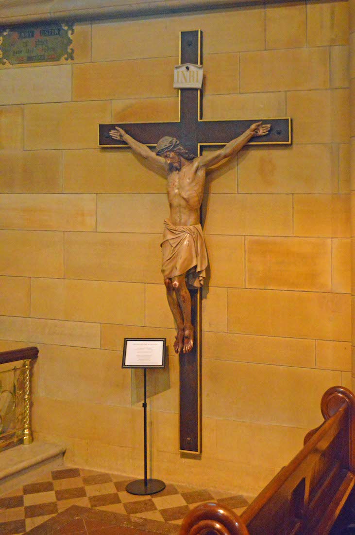 BCrucifix