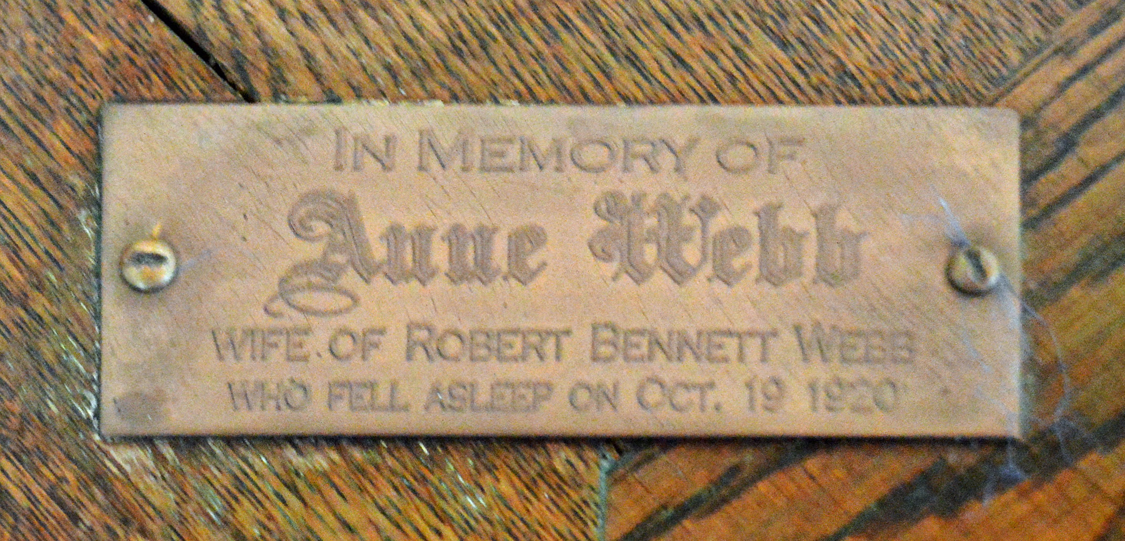 BFontnamePlate1