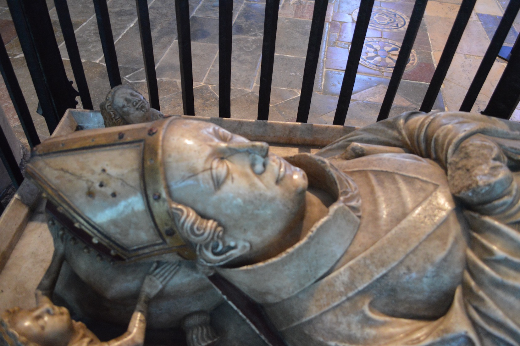 ArchbishopCourtenayEffigy