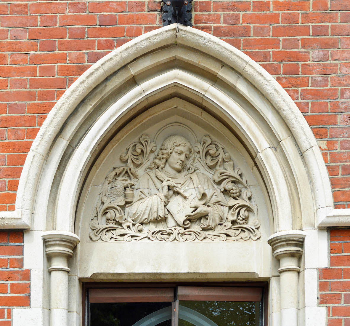 SWDoorTympanum