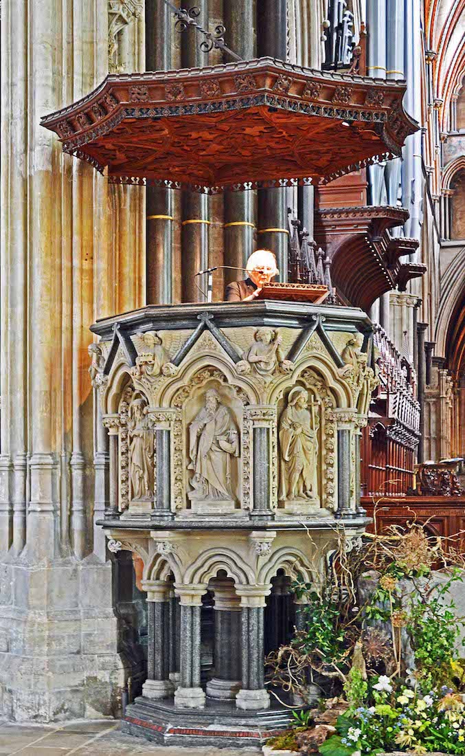 CrossingPulpit