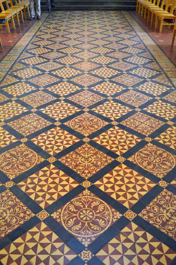 CrossingTiling