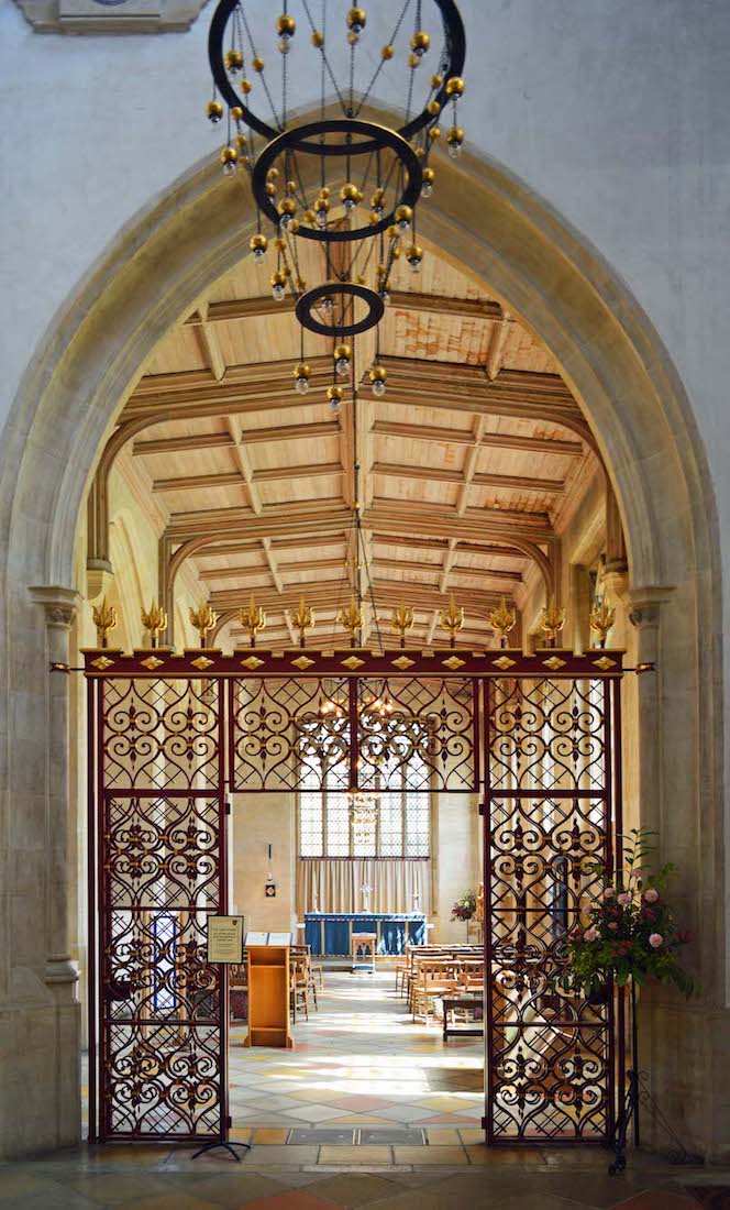 EntranceToLadyChapel