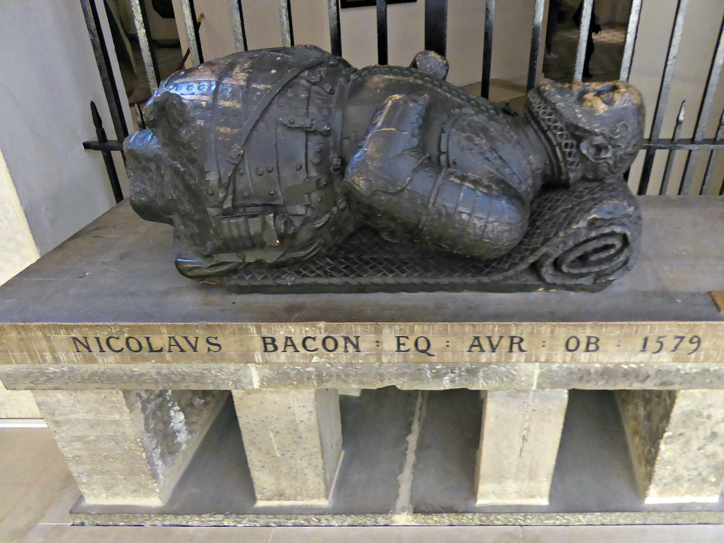 NicholasBaconEffigy