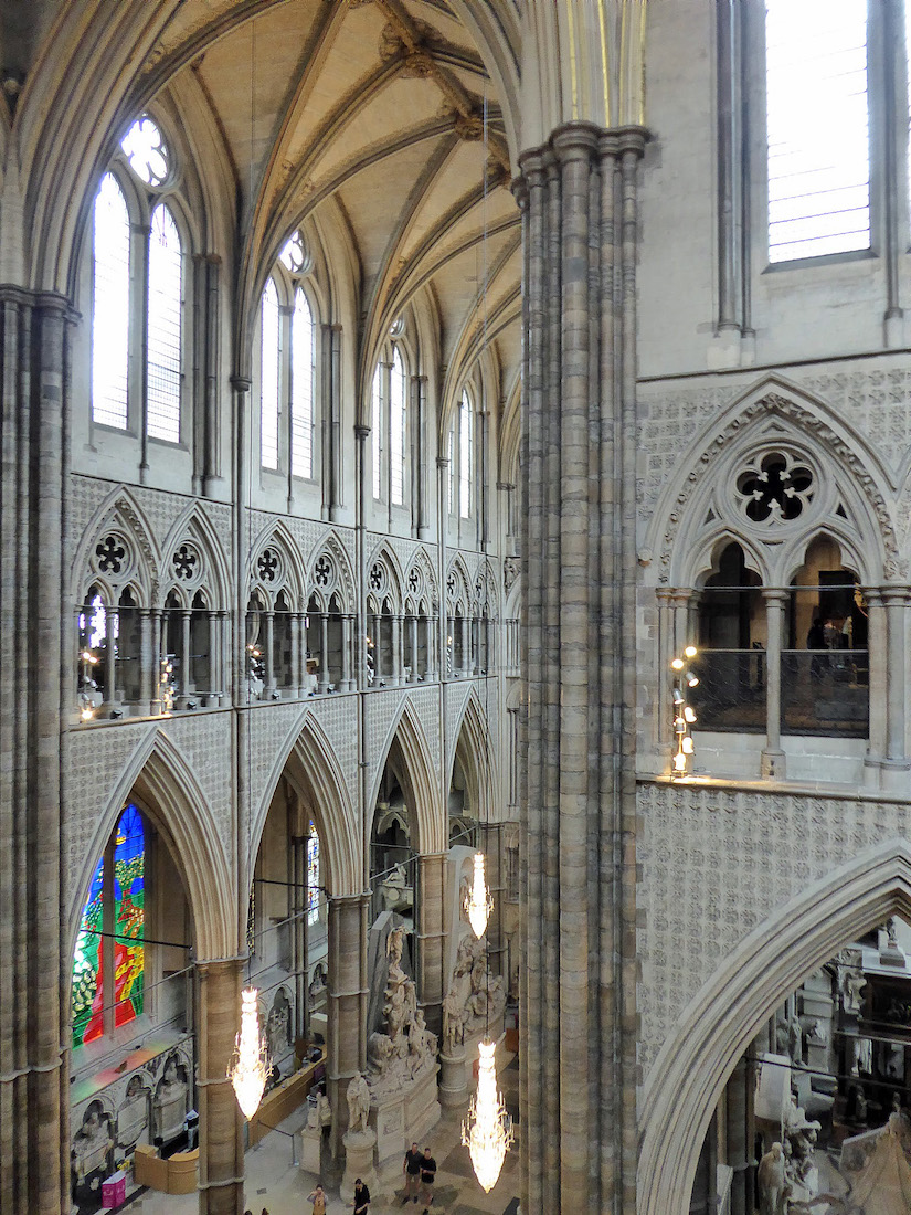 H06ViewtoNTransept