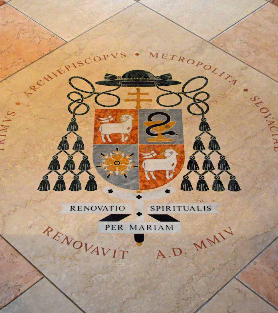 WNaveRenovationCrest