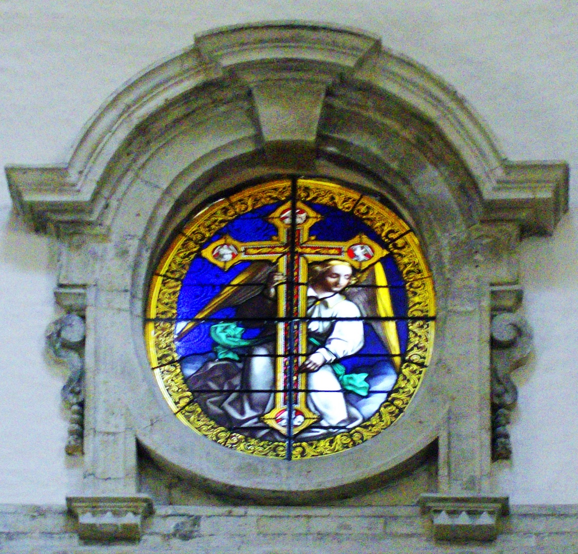 BMaesChapelTopRoundWindow1WikiHarmoniaAmanda