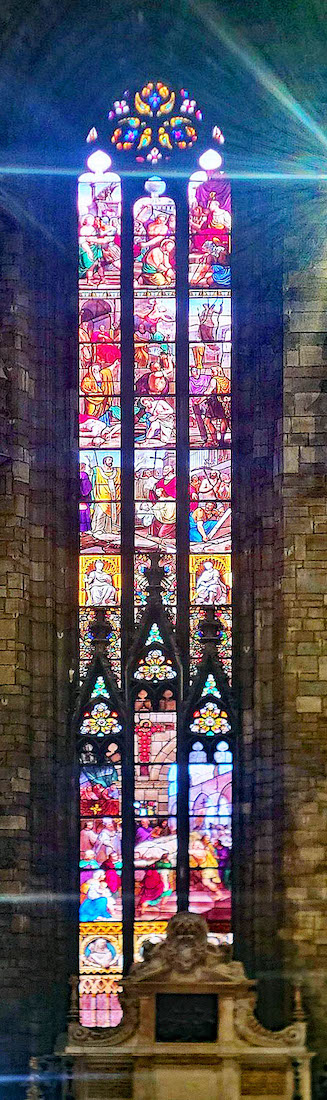 BSTranseptWWindowTAworktotravel14