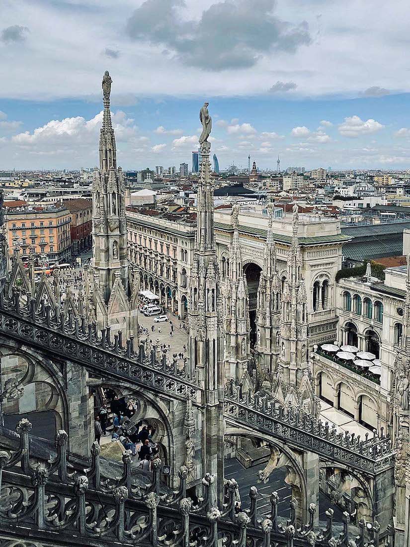 B12BLookingDownButtress2TAdadoftwo1