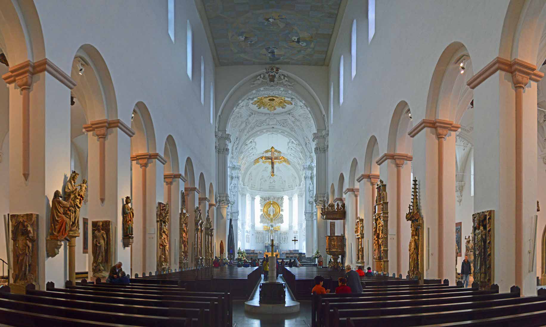 Nave