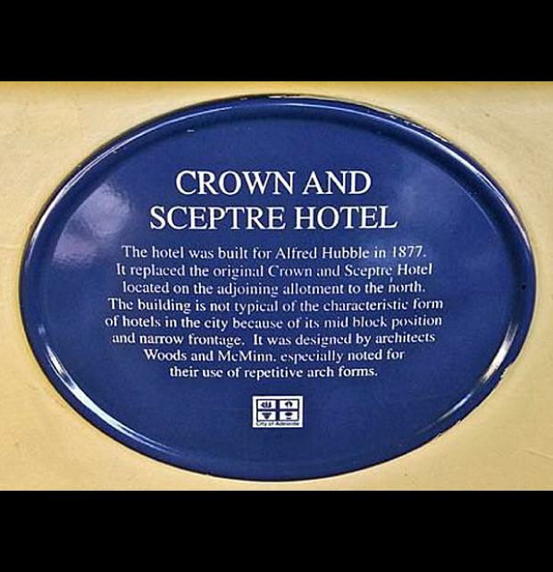 CrownScepterPlaque