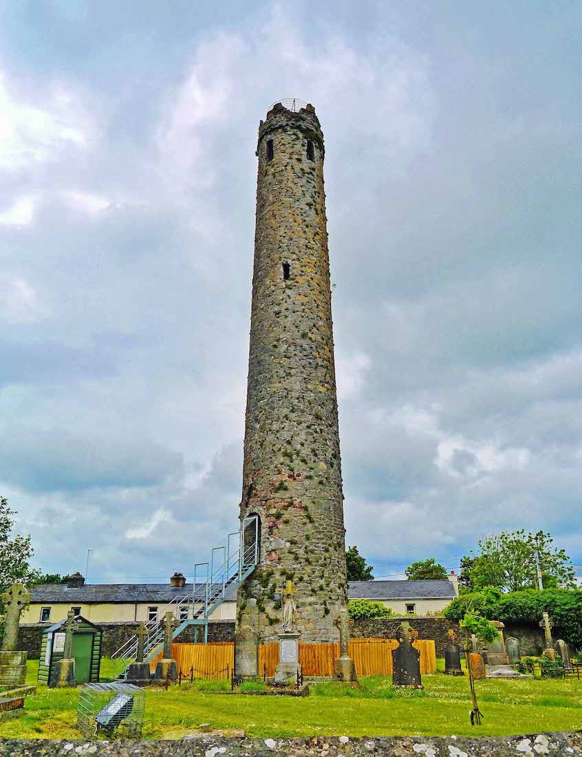 RoundTowerWikizairon