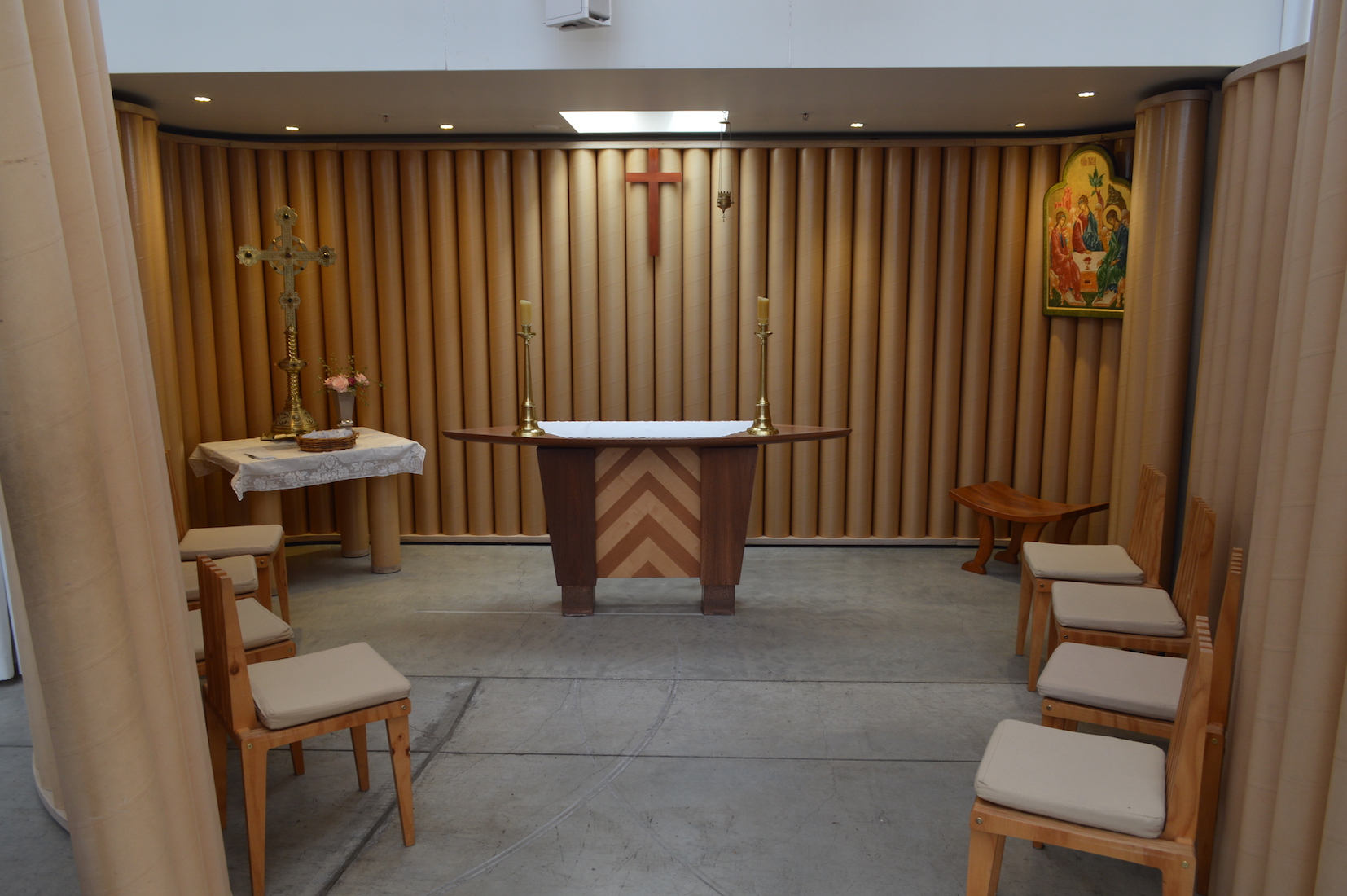 SideChapel