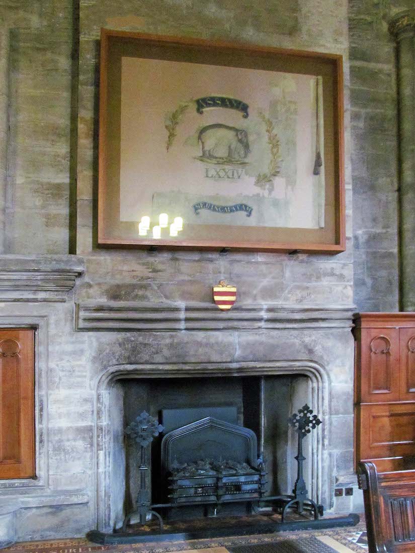 U4AUCHFireplace