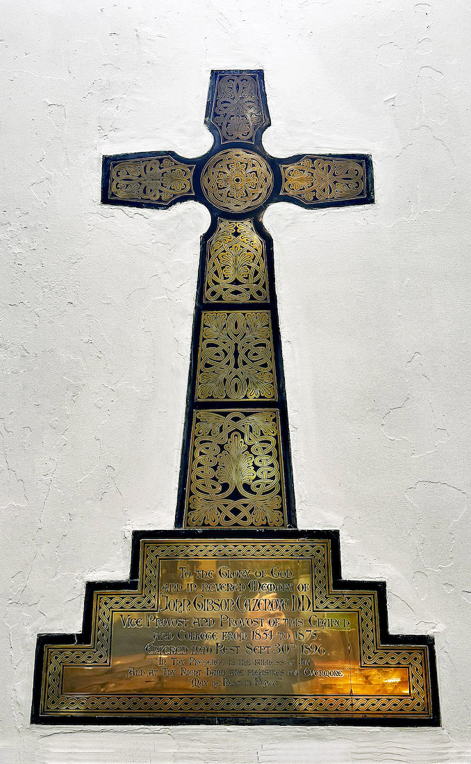 MemorialCross