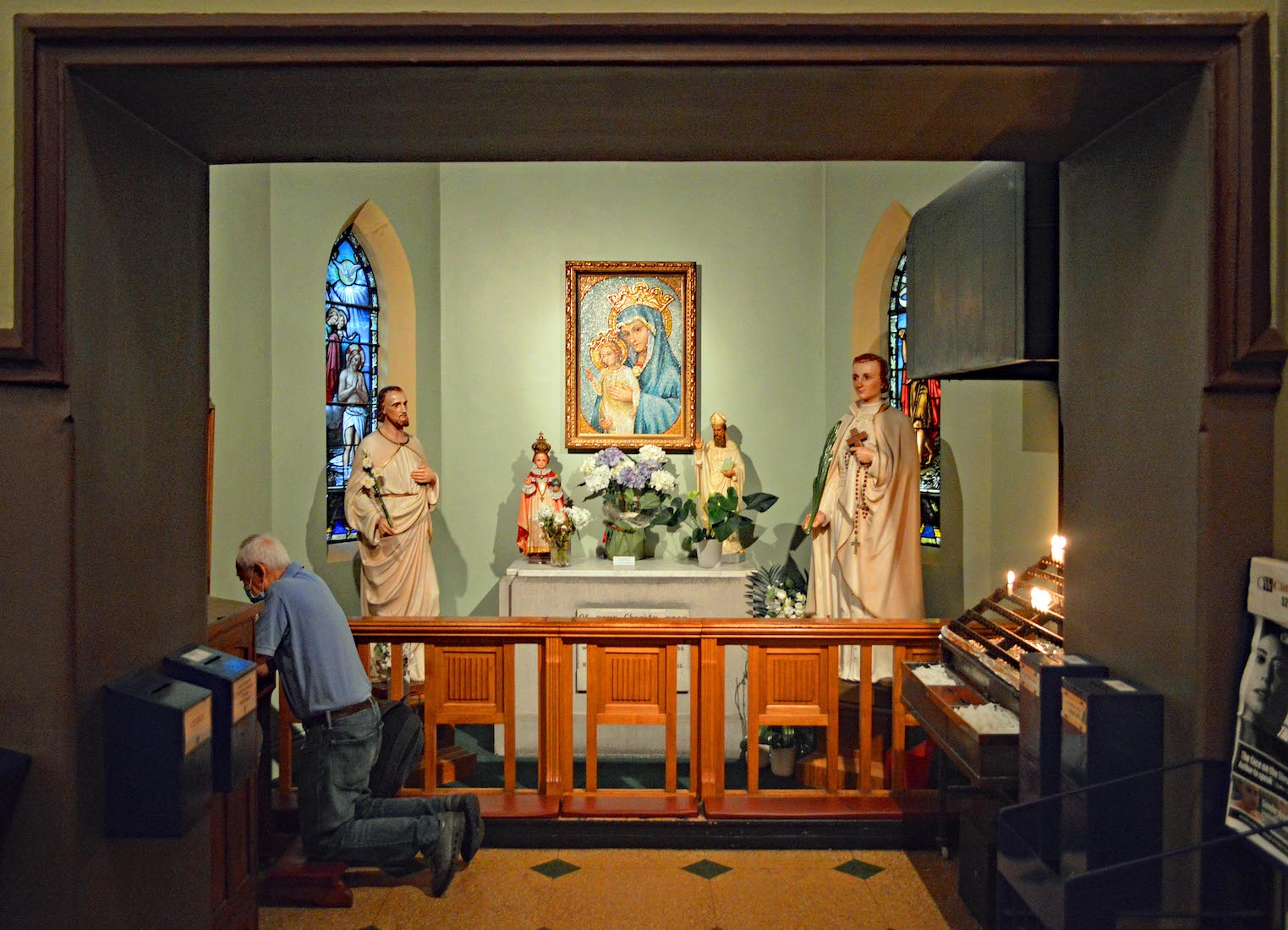 SideChapel