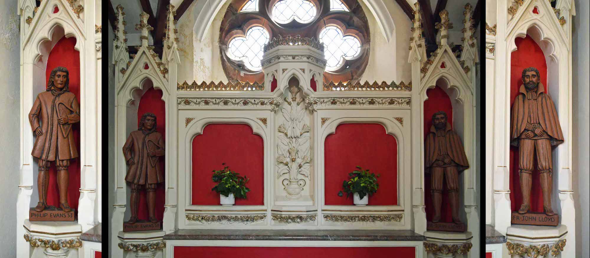 MartyrsChapelAltar